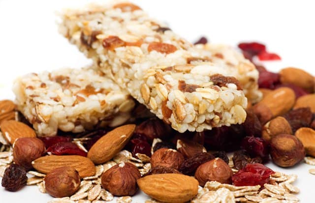 5 Delicious Snacks Nutritionists Buy on Amazon