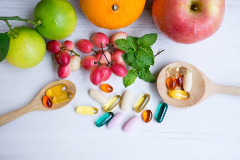 11 Vitamins and Supplements Nutritionists Say You’re Better Off Without